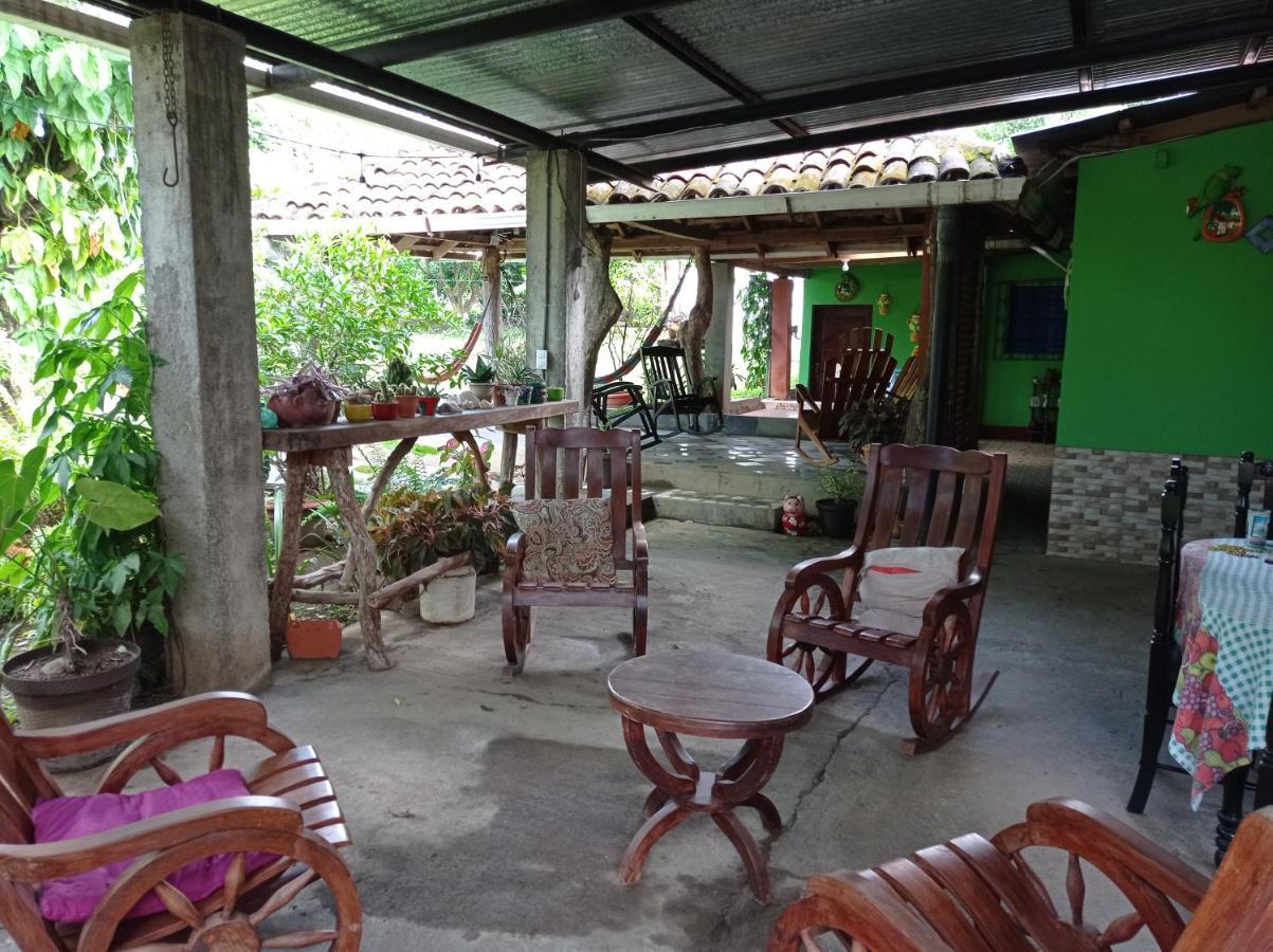 Loren'S House Moyogalpa Luaran gambar
