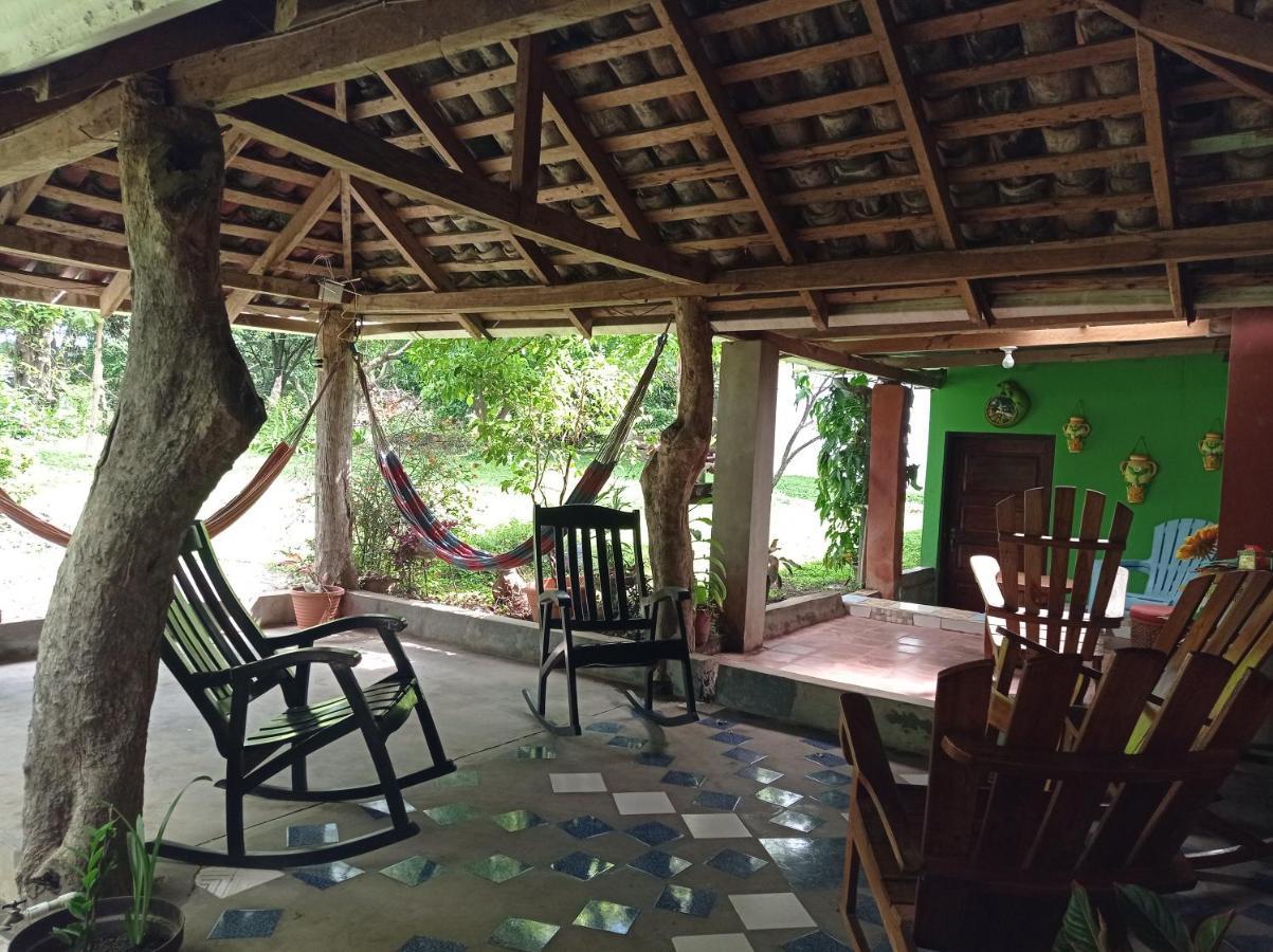 Loren'S House Moyogalpa Luaran gambar