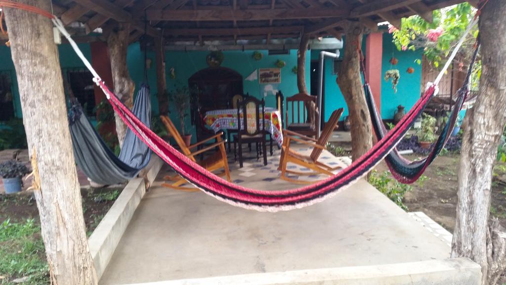 Loren'S House Moyogalpa Luaran gambar